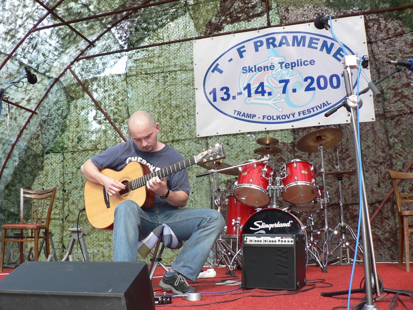 Fingerstyle.JPG